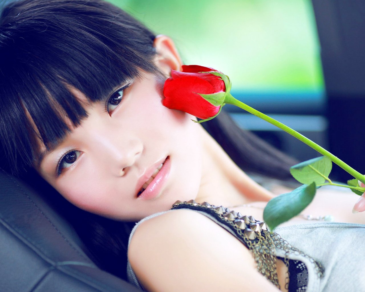  美女 模特 车模 写真 性感 潮女 柔美 动感车模