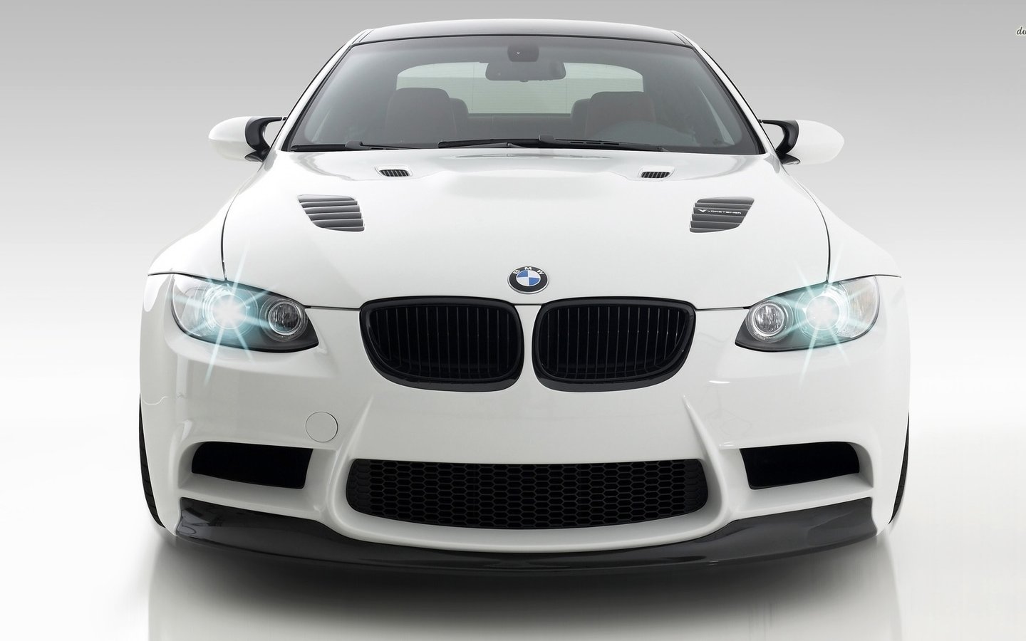 12867-vorsteiner-bmw-m3-1920x1080-car-wallpaper.jpg