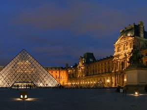 安卓风景 旅游 法国 巴黎 卢浮宫手机壁纸