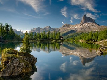 火山 湖面 风景 风光 美景 旅游 自然