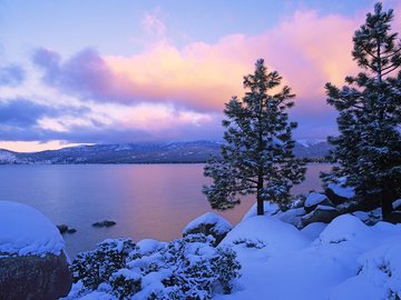 风景 雪景 湖泊