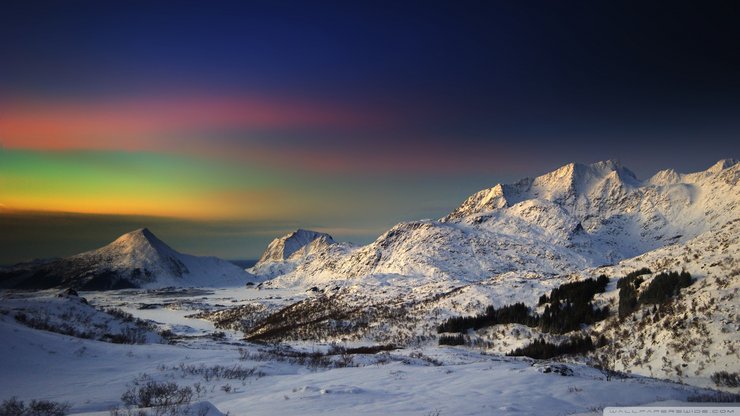 风景 雪景 山峰 极光