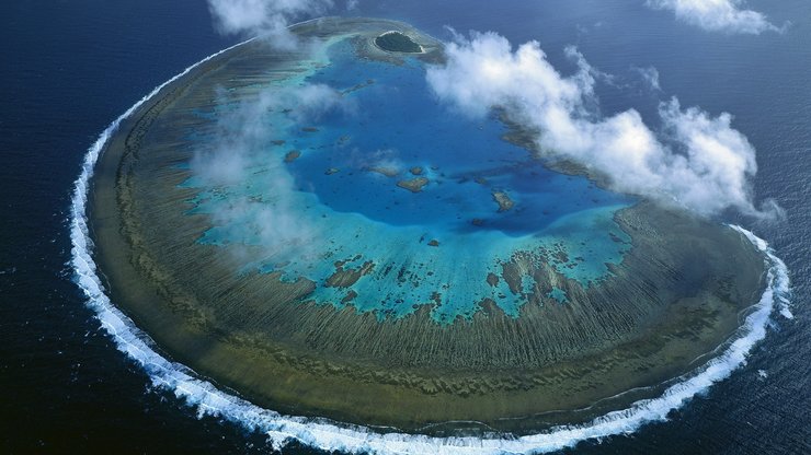 风景 海岸 大海 白云