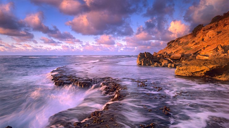 安卓手机风景 海岸 礁石 浪花高清壁纸