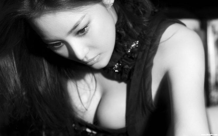 安卓手机美女 性感女神 张馨予高清壁纸