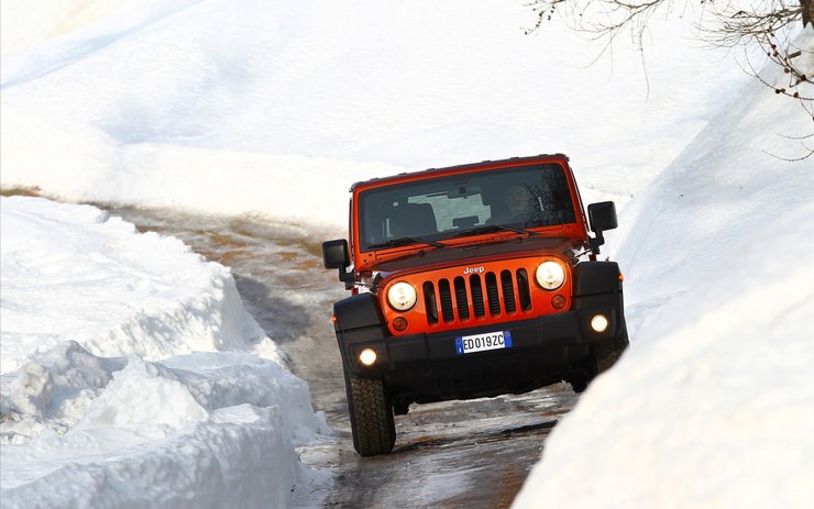 安卓手机汽车 越野 橘黄色 JEEP 吉普 牧马人高清壁纸