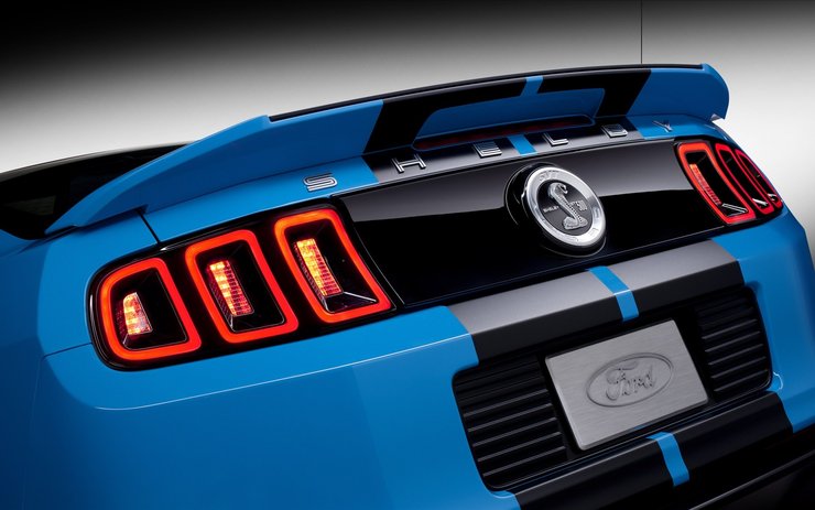 安卓手机Ford Shelby GT500 福特 眼镜蛇 汽车 宽屏高清壁纸