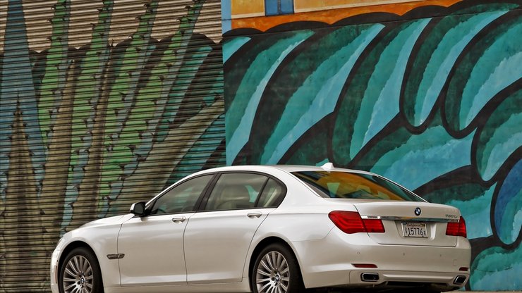 安卓手机BMW 750Li 宝马 汽车 宽屏高清壁纸